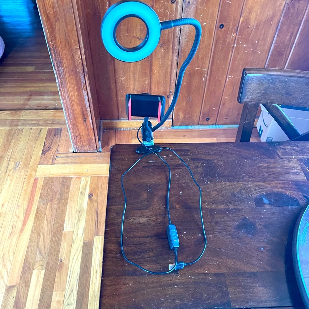 Ring Light-Phone holder